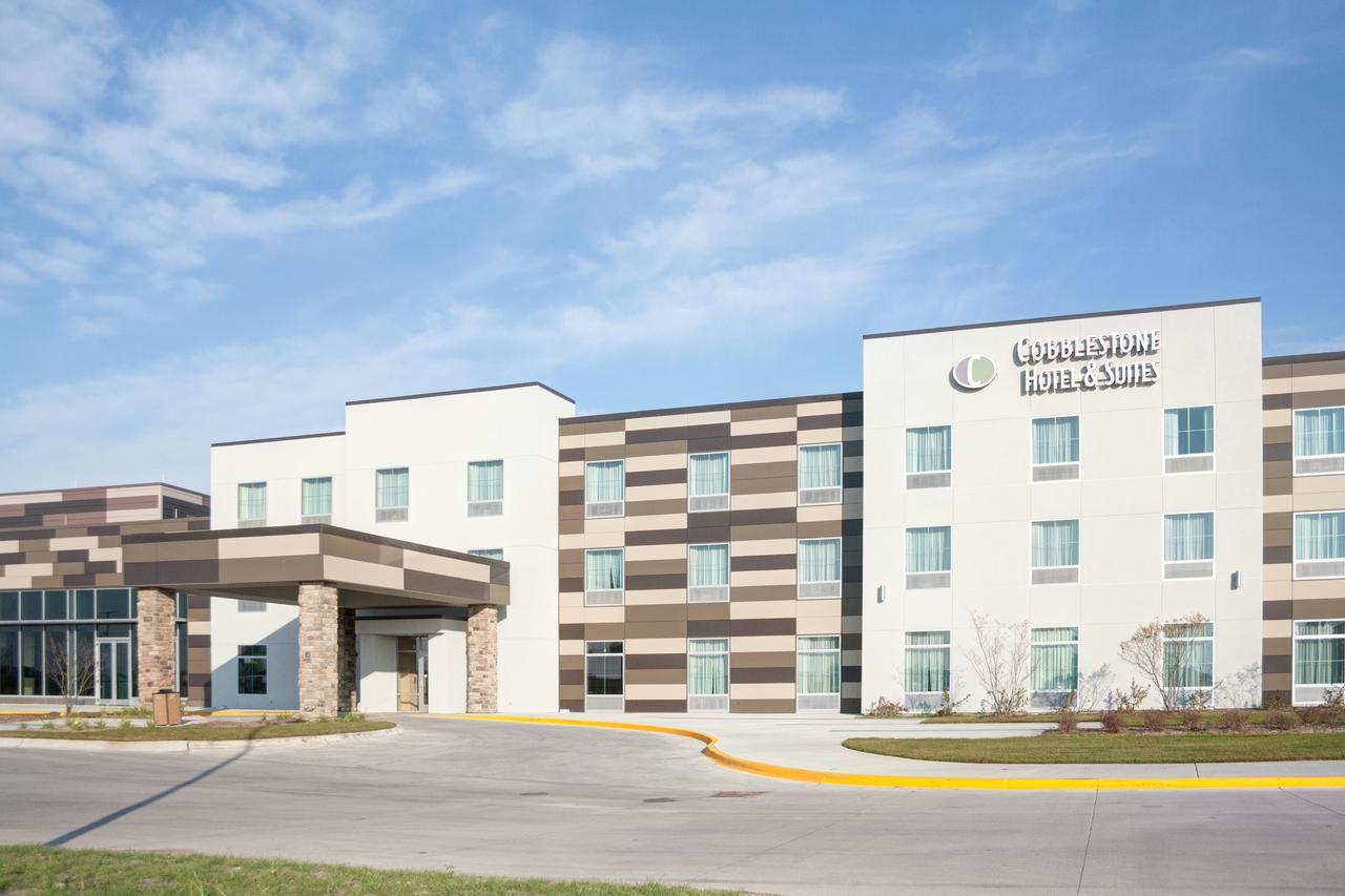 Cobblestone Hotel And Suites - Jefferson Exterior photo